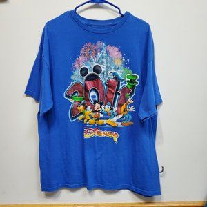 Disney 2011 T-Shirt Size XL